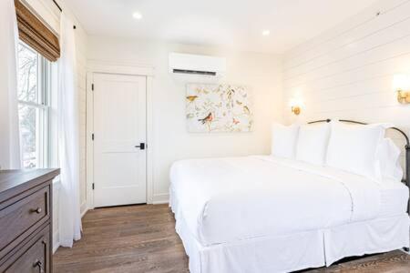 Downtown Luxury Farmhouse Apartment #4 West Dundee Luaran gambar